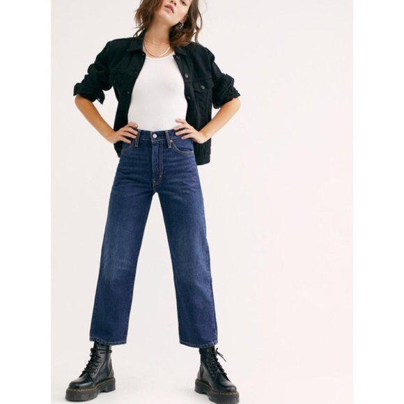 Levi's Denim - NWT Levi's Wellthread Ribcage Straight Ankle Jeans